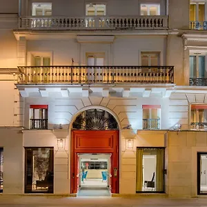 Beauchamps Hotel Paris